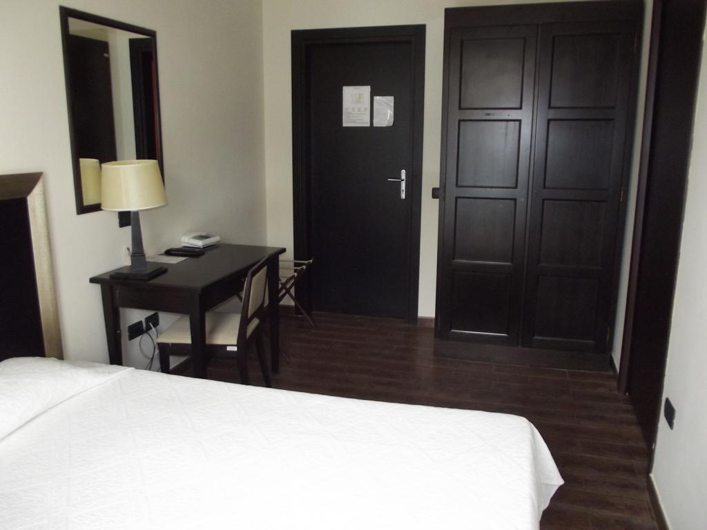 Acos Marsala City Hotel Værelse billede